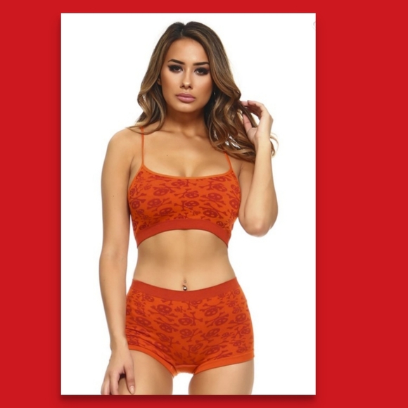 LAST Crop Top Set Shorts Skulls Gothic Halloween - Picture 4 of 11